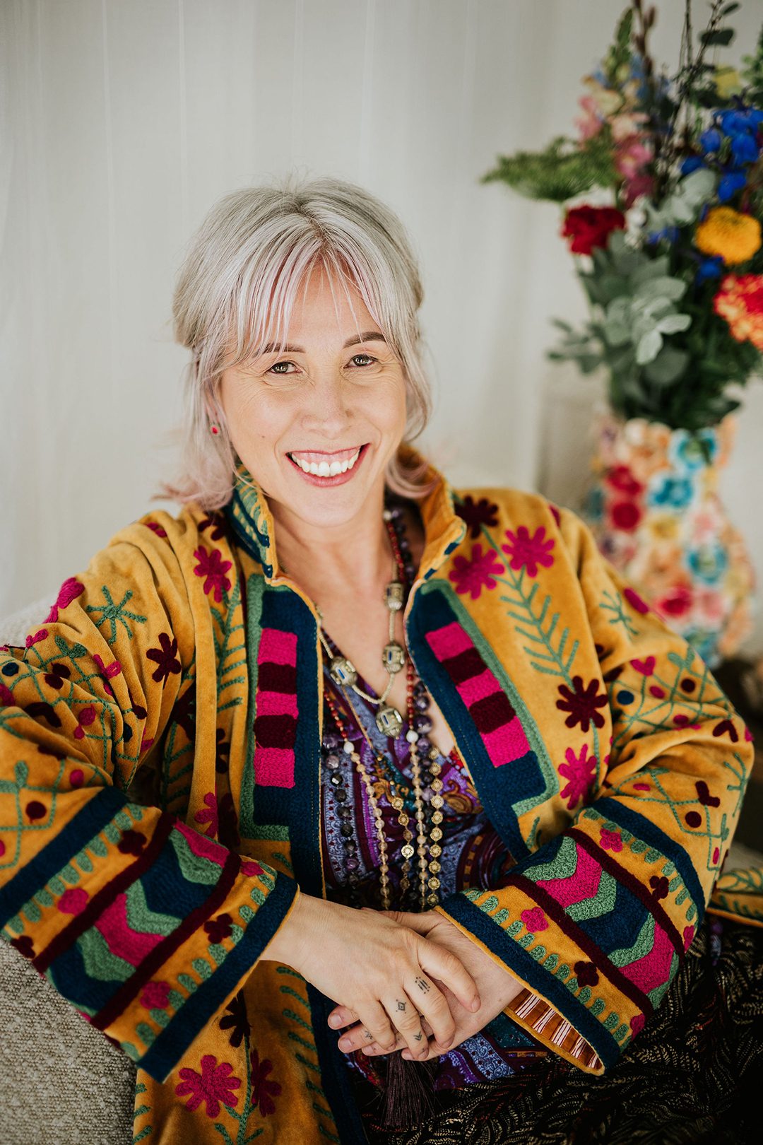 Maren van Leeuwe lichaamswerk contact